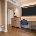 Hotel Hampton By Hilton Locarno 4*