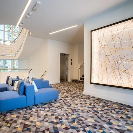 Hampton By Hilton Locarno Otel 4*