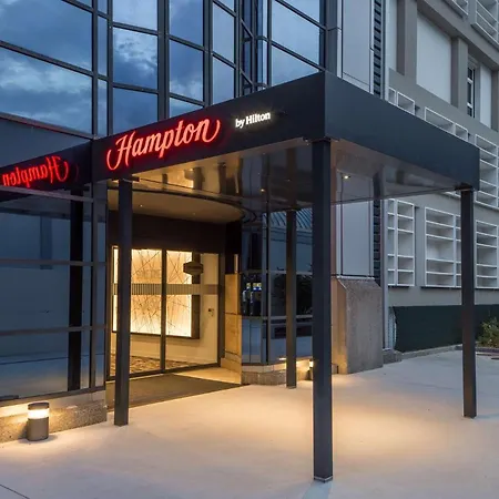 Hampton By Hilton Locarno 4* لوزون