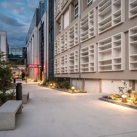 Hotel Hampton By Hilton Locarno