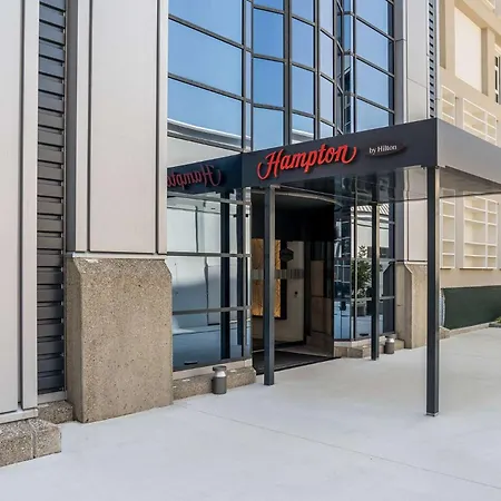 Hampton By Hilton Locarno 4* Losone