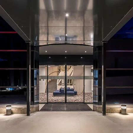 Hampton By Hilton Locarno 4* Losone