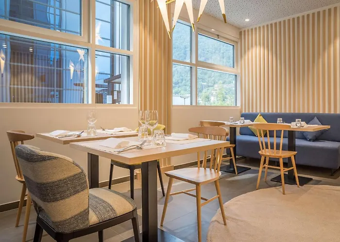 Hotel Hampton By Hilton Locarno 4*