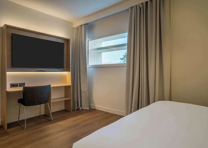 Hampton By Hilton Locarno Hotel