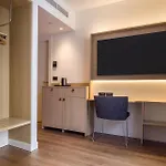 Отель Hampton By Hilton Locarno 4*