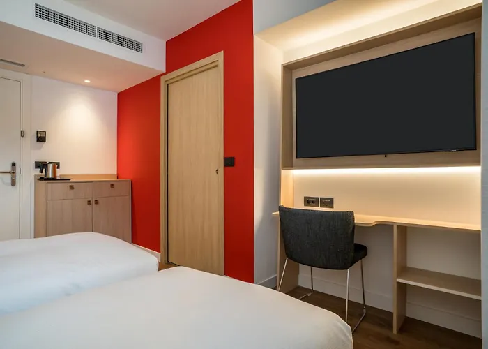 Hampton By Hilton Locarno 4* لوزون
