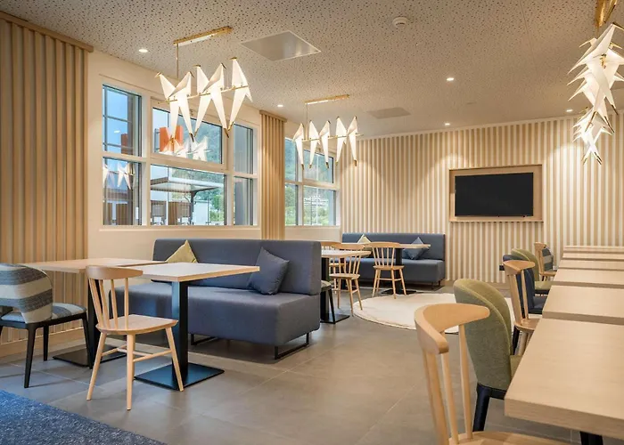 Hampton By Hilton Locarno 4* لوزون