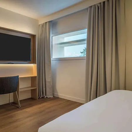 Hampton By Hilton Locarno Hotel