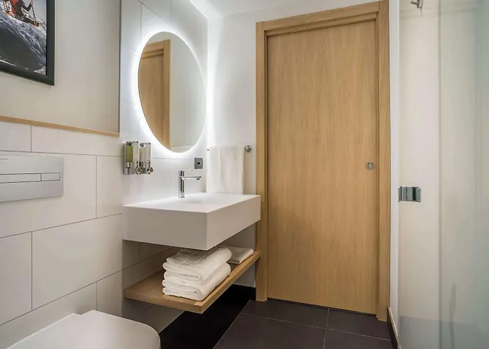 Szálloda Hampton By Hilton Locarno